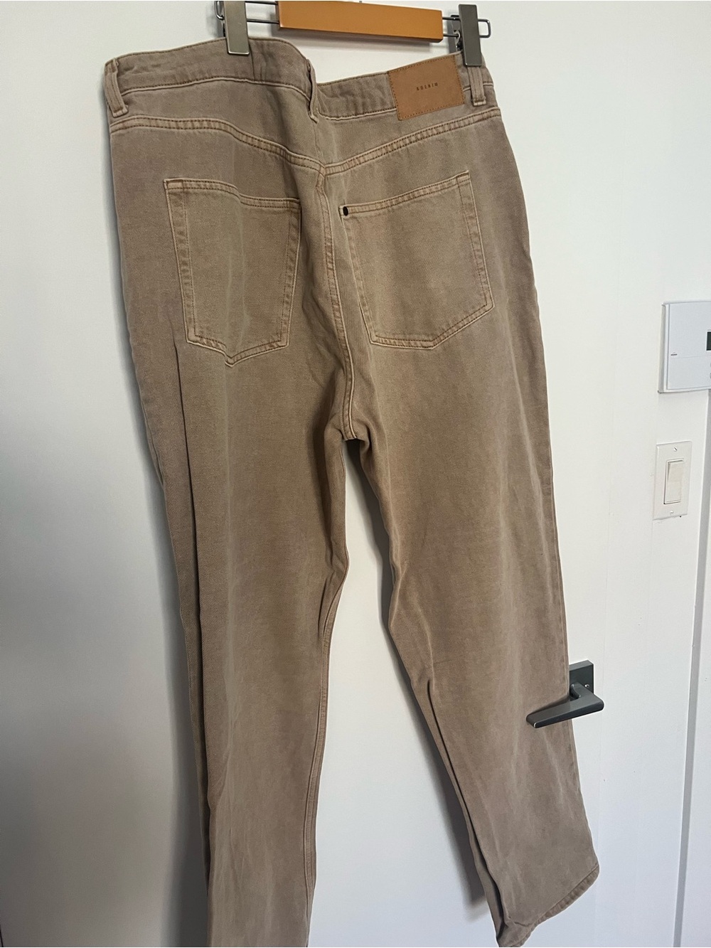 H&M women’s 90’s light Brown Straight-Leg Pants - Picture 8 of 8